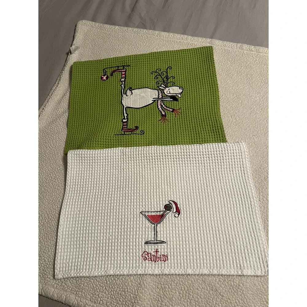 C & F‎ Enterprises Santani And Skating Raindeer Waffle Cotton Dish Towels Read